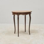 1561 7117 LAMP TABLE